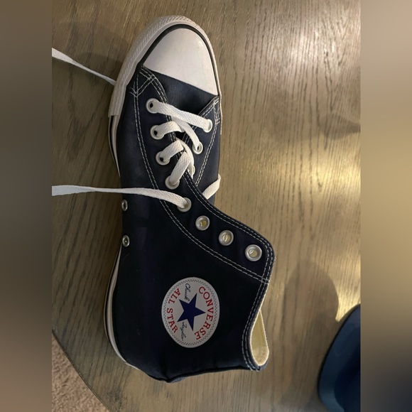Converse Chuck Taylor All Star Sneakers Size 9 - Picture 1 of 2